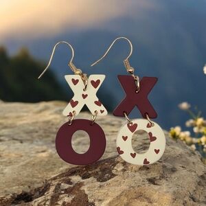 Wood X&Os Red and White Festive Earrings